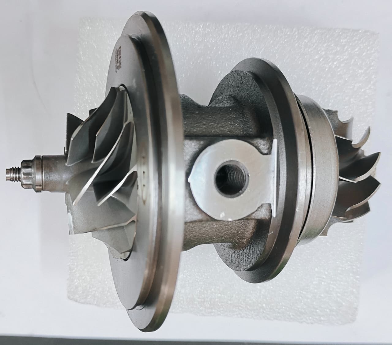 TurboCore Assembly for Eicher truck (HE-200)