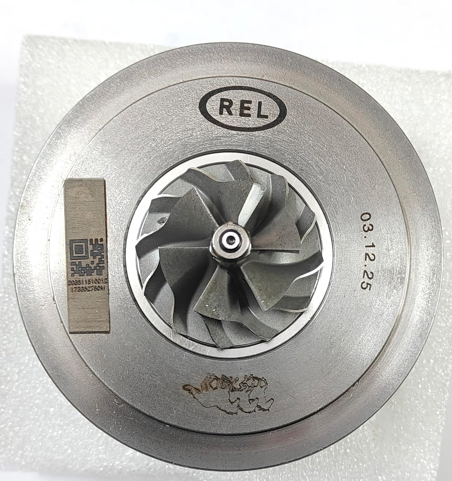 Mahindra TUV-300 REL Core Big and Small set 203149820694