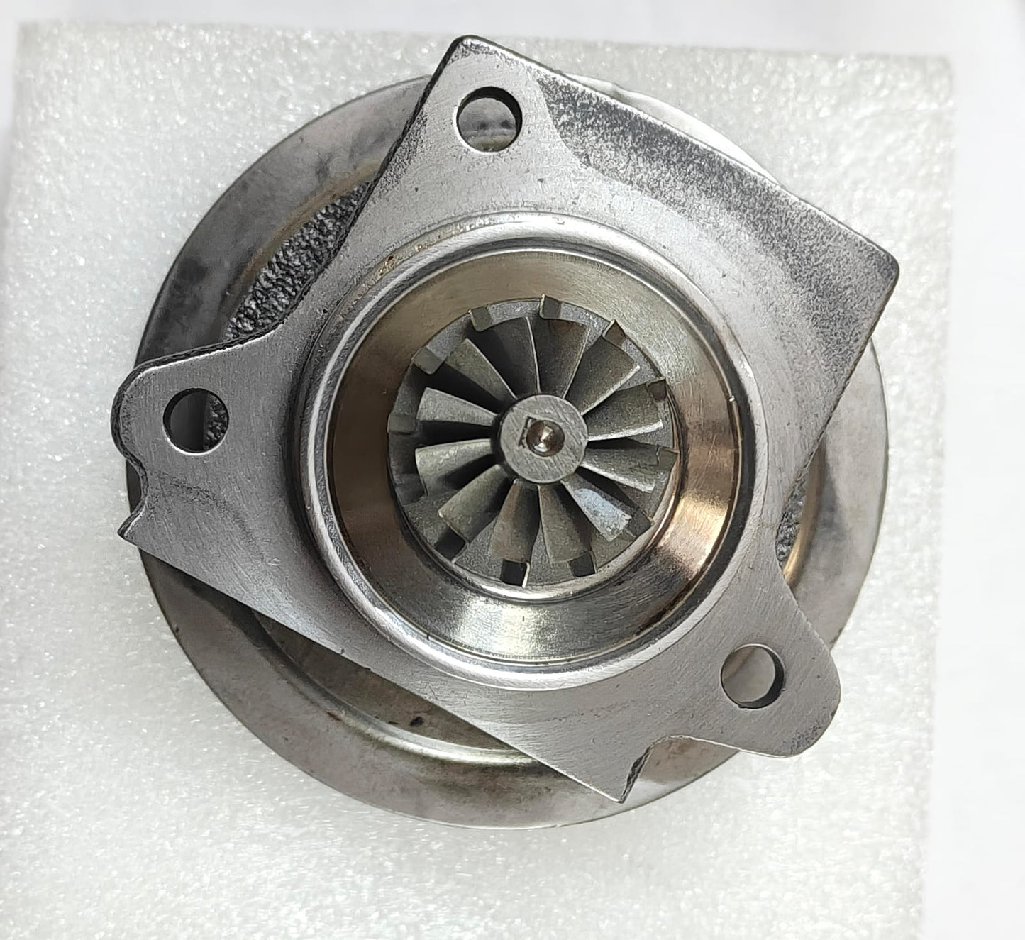 TATA INTRA V10 TURBOCORE BS6 880283-0001